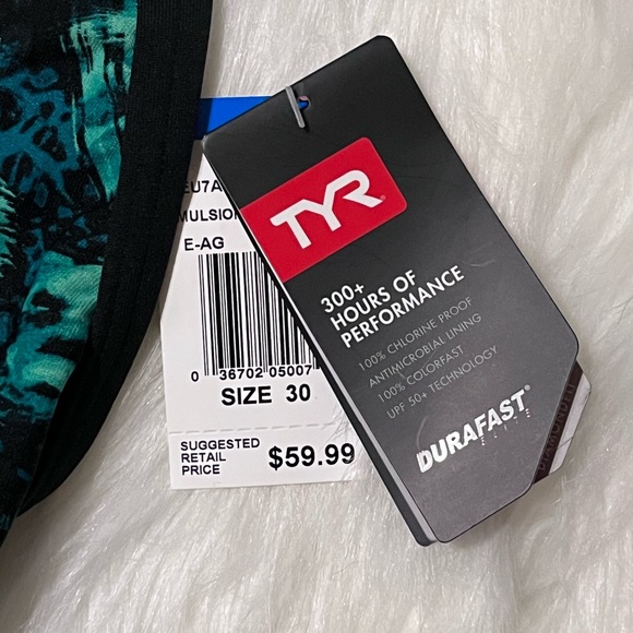 New TYR Diamondfit Emulsion Durafast Swimsuit 30 XS - Picture 4 of 9
